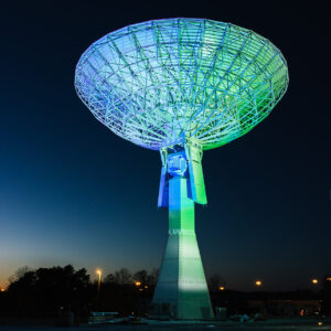 VIASAT X TICRA : antenna image